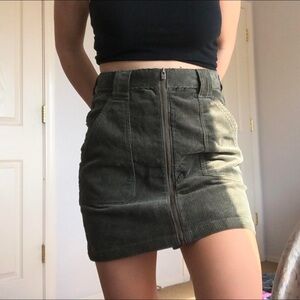 Hollister Corduroy front zip high waist Skirt Sz 3